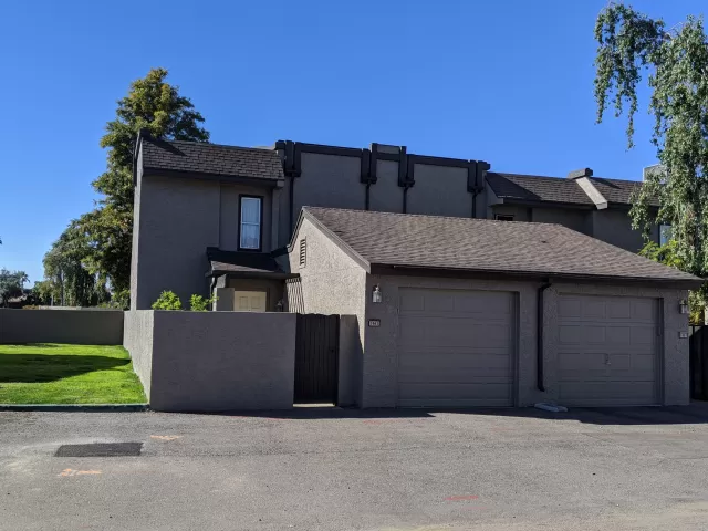 MLS: 6020444 Condo For Sale