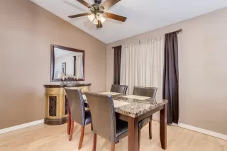 Photo #5: 6020705 Listing