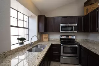 Photo #6: 6020852 Listing