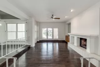 Photo #6: 6021335 Listing