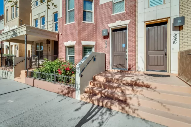 MLS: 6021404 Condo For Sale