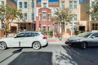 Photo #1: 6021404 Listing