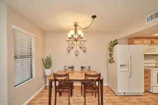 Photo #6: 6021810 Listing