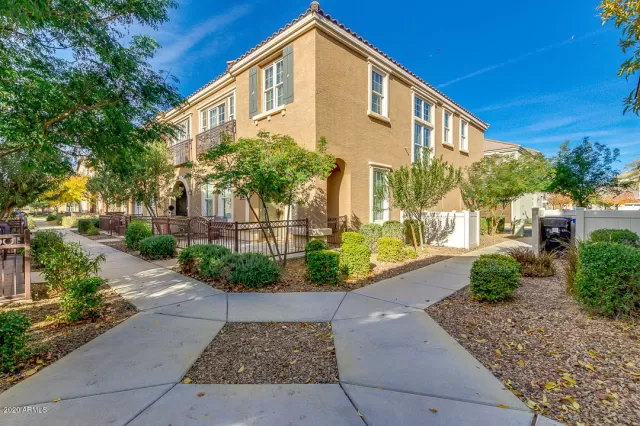 MLS: 6021895 Condo For Sale