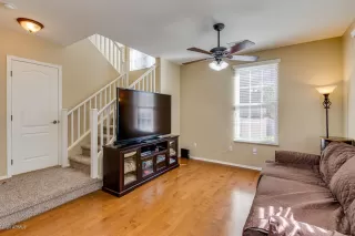 Photo #3: 6021895 Listing 