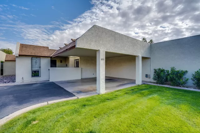 MLS: 6021983 Condo For Sale