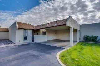 Photo #5: 6021983 Listing