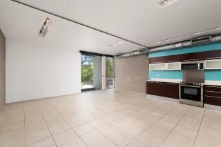 Photo #4: 6022035 Listing