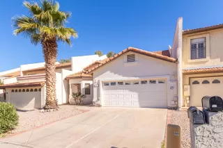 Photo #1: 6023058 Listing