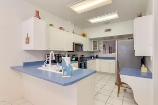 Photo #6: 6023058 Listing