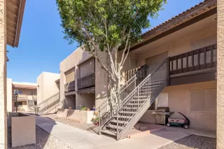 Photo #2: 6023109 Listing