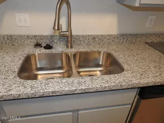 Photo #6: 6023402 Listing 