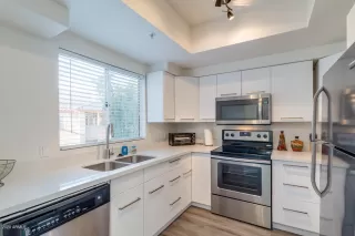 Photo #5: 6023545 Listing