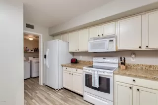 Photo #4: 6023876 Listing 