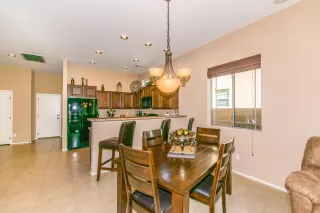 Photo #6: 6024086 Listing