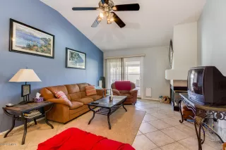 Photo #4: 6024211 Listing