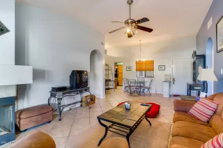 Photo #6: 6024211 Listing