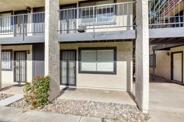 MLS: 6024309 Condo For Sale