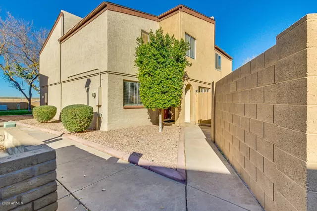 MLS: 6024717 Condo For Sale