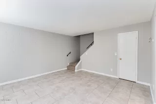 Photo #5: 6024717 Listing 