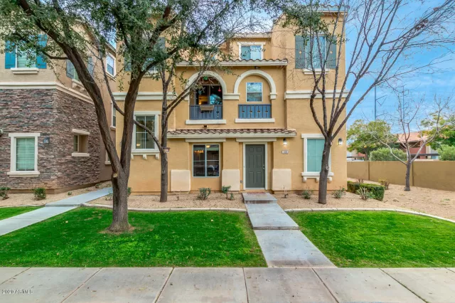 MLS: 6024750 Condo For Sale