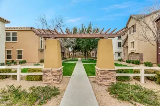 Photo #3: 6024750 Listing