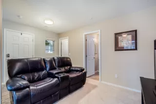 Photo #6: 6024750 Listing