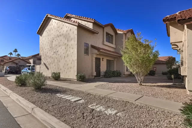 MLS: 6024806 Condo For Sale