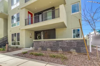 Photo #5: 6025058 Listing 