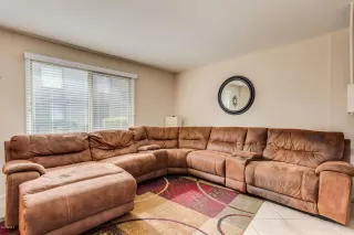 Photo #6: 6025108 Listing