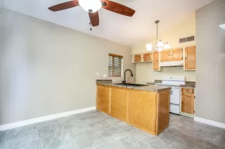 Photo #4: 6025357 Listing