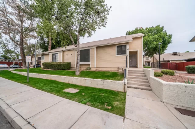 MLS: 6025615 Condo For Sale