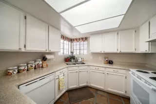 Photo #2: 6025615 Listing