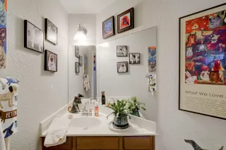 Photo #6: 6025657 Listing