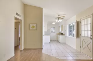 Photo #5: 6025742 Listing