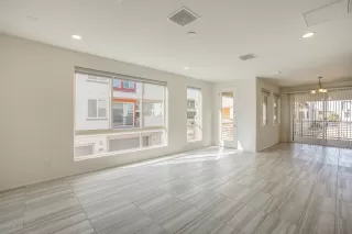 Photo #2: 6025792 Listing