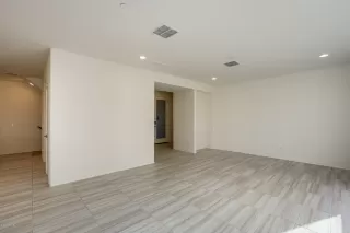 Photo #6: 6025792 Listing