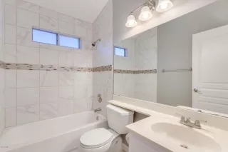 Photo #2: 6026128 Listing