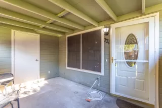Photo #5: 6026128 Listing