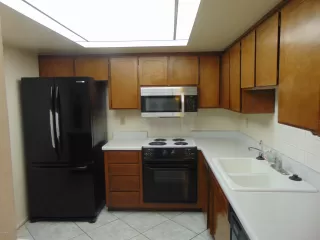 Photo #6: 6026206 Listing