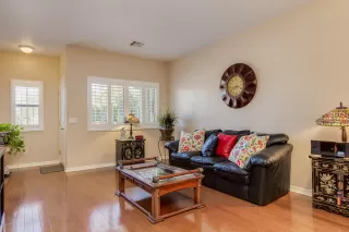 Photo #5: 6026293 Listing 