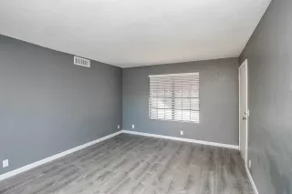 Photo #1: 6026359 Listing 