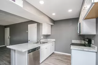 Photo #3: 6026359 Listing 