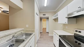 Photo #4: 6026399 Listing