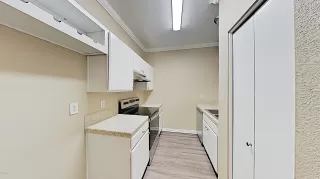 Photo #5: 6026399 Listing