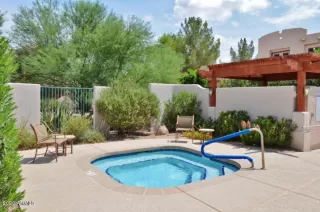Photo #5: 6026437 Listing