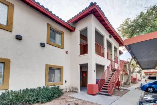 Photo #1: 6026667 Listing