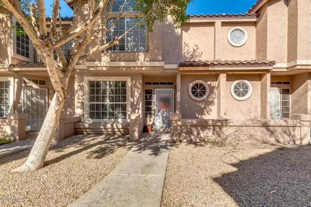 MLS: 6026677 Condo For Sale