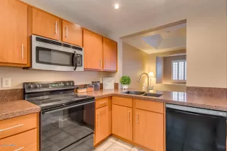 Photo #5: 6026677 Listing