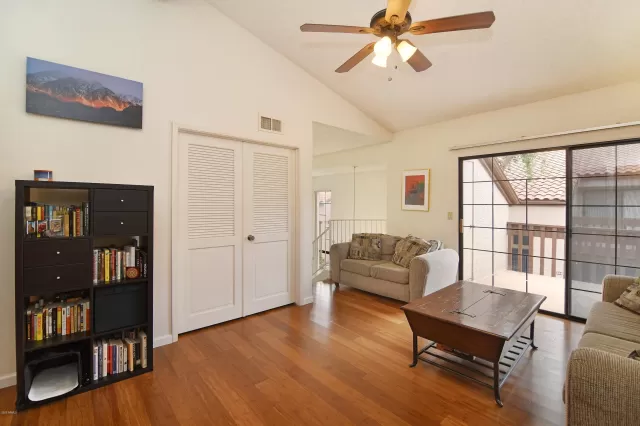 MLS: 6026755 Condo For Sale